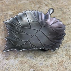Vintage 100% pewter Leaf Dish “Catch All Trinket Dish”
